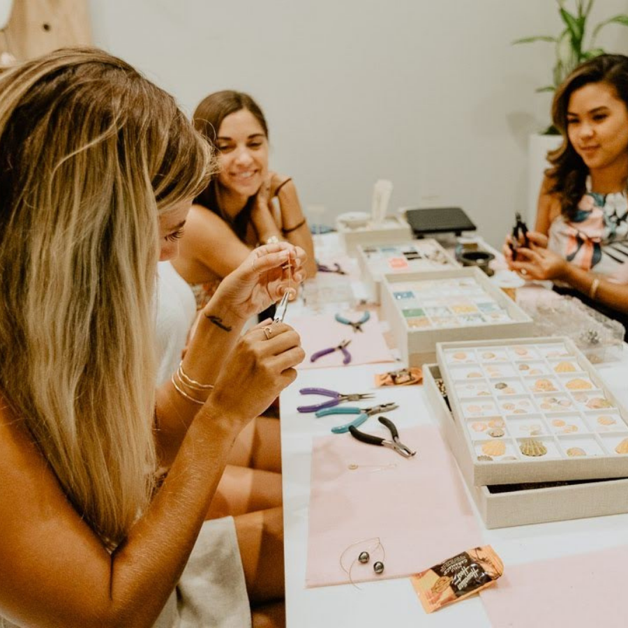 Jewelry Class at the 'Alohilani Resort