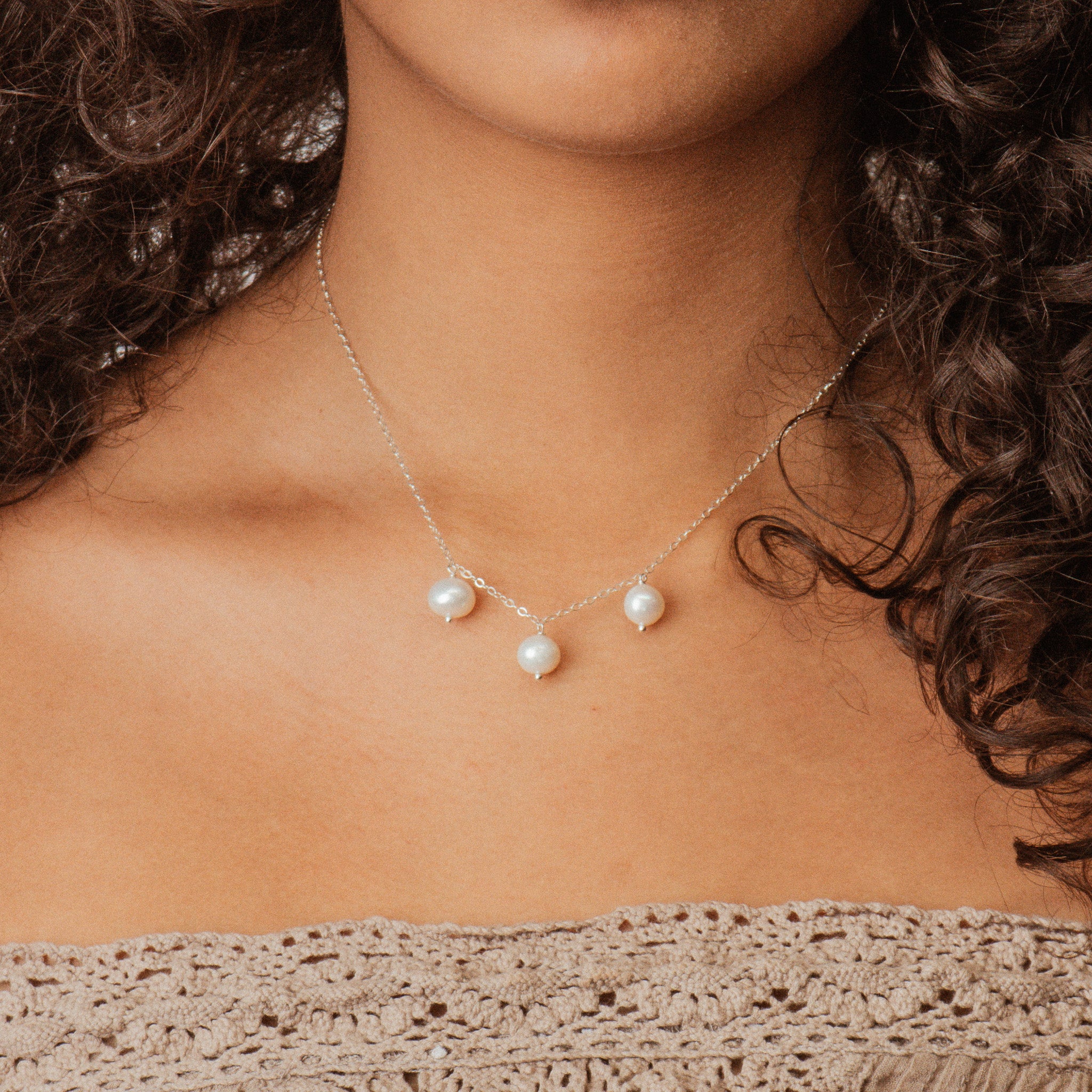 Silver Classic Pearl Droplet Necklace