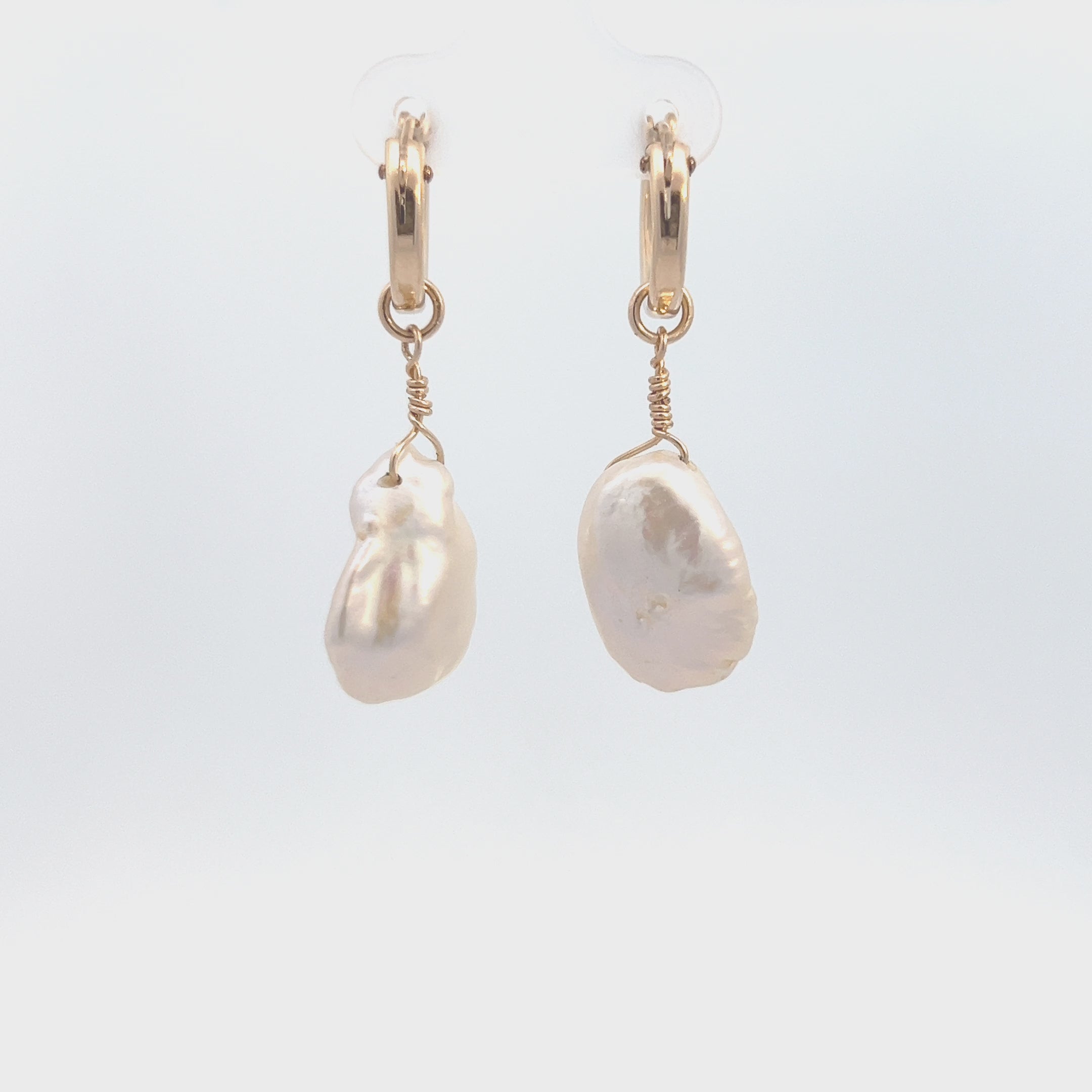 Hera Pearl Earrings