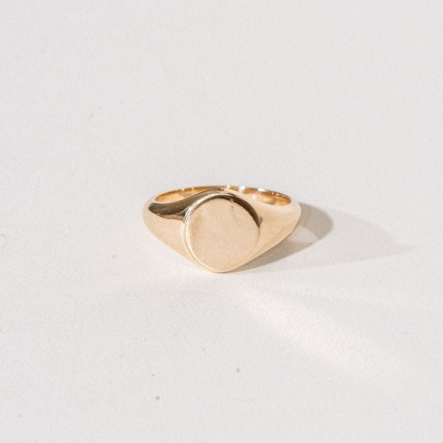 14K Solid Gold Fine Jewelry Ring. 